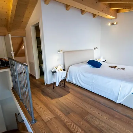 Appartamento Comballo Residence La Darsena Apartment
